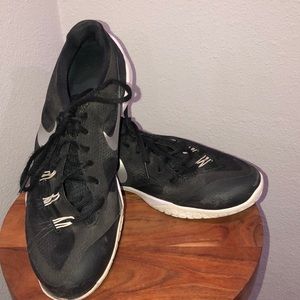 Men’s Nike shoes Size 11